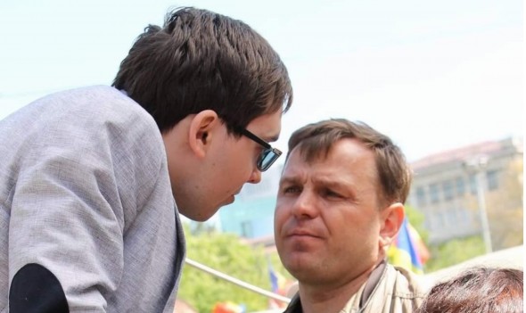 Deputați ai Blocului ACUM îl atacă pe Usatîi: „Indivizi corupți, vânduți, bandiți, interlopi se plimbă seară de seară pe la TV”